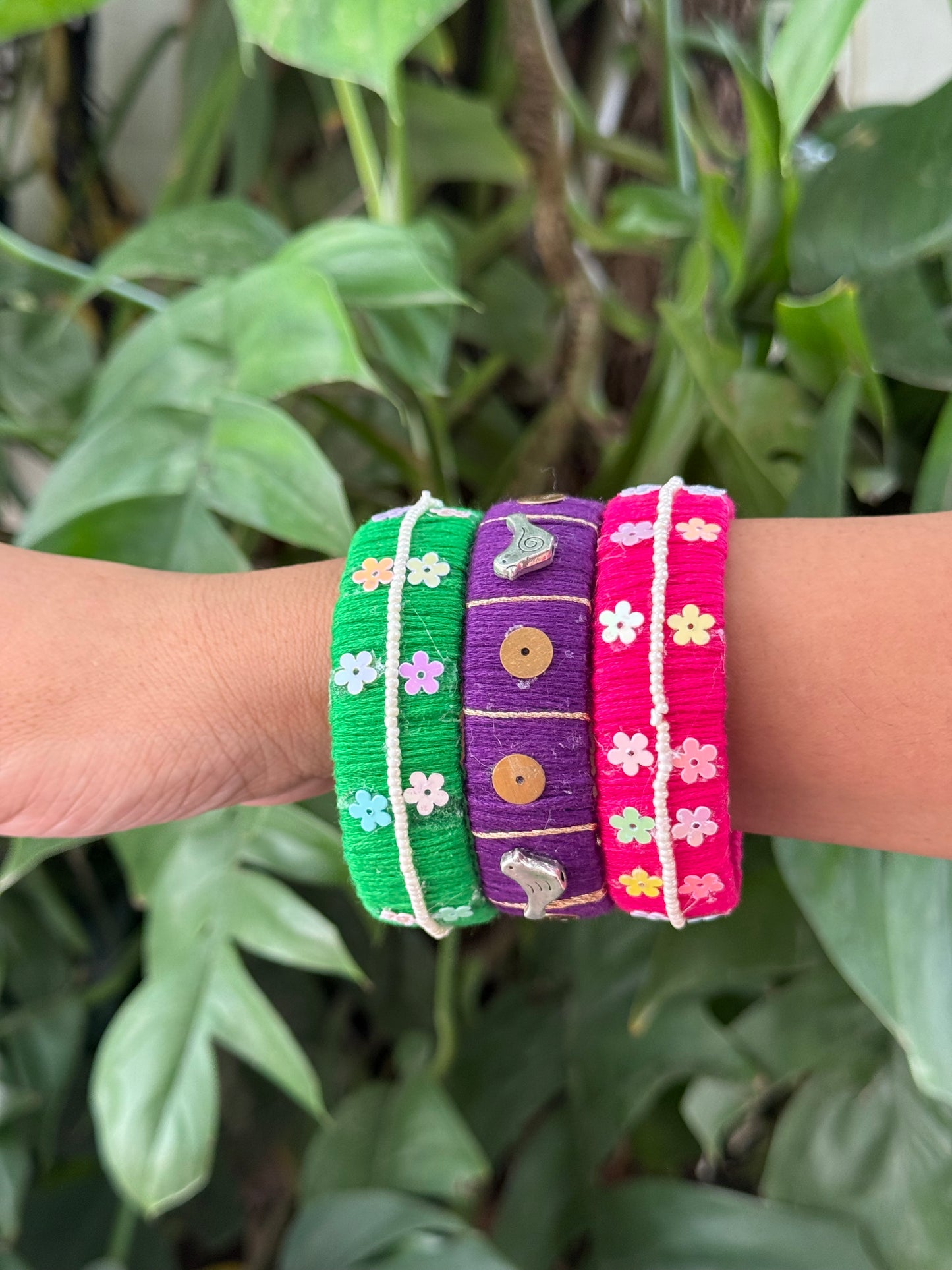 Set of 3 coloured bangles