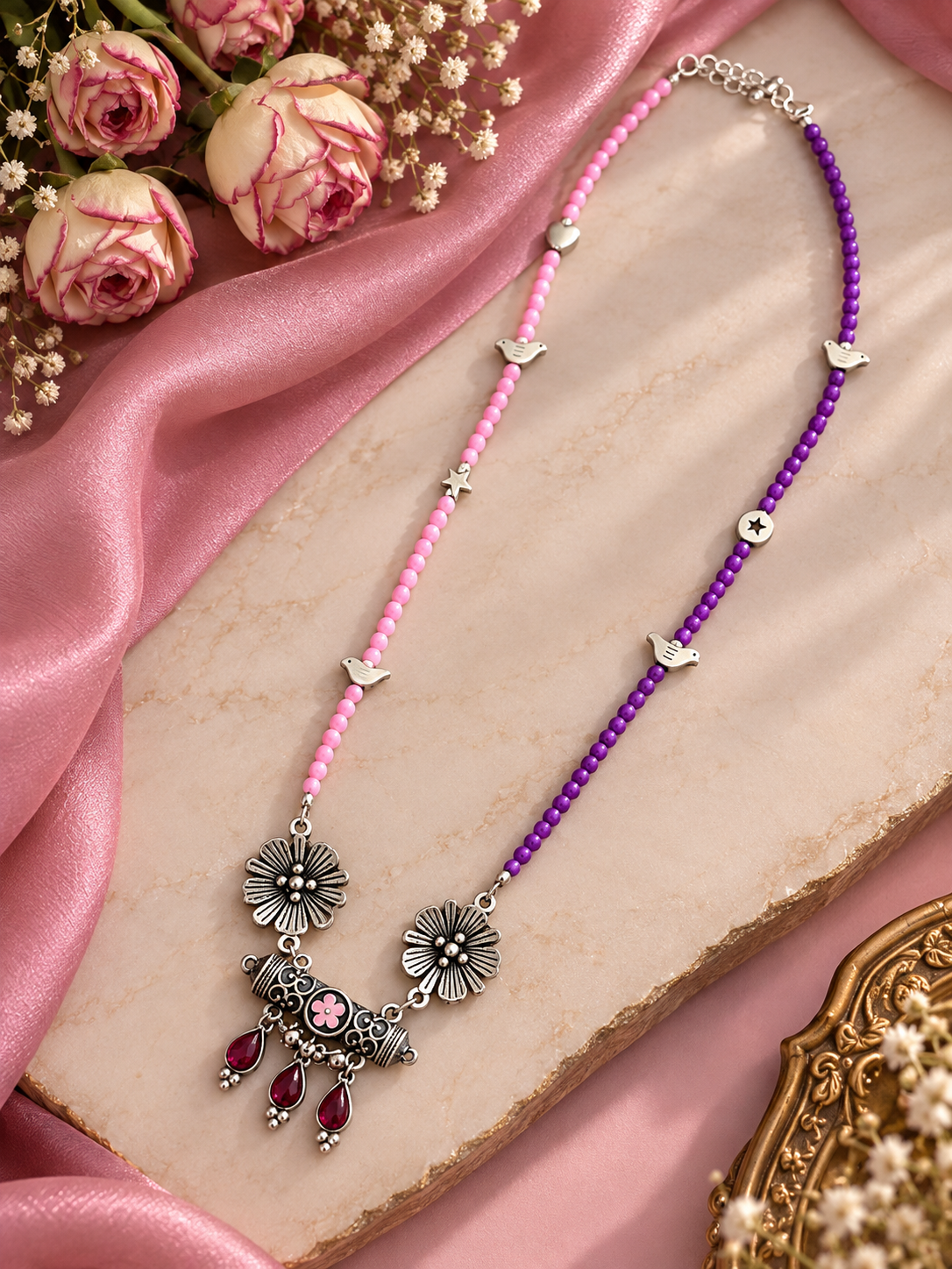 Purple and pink pendant necklace