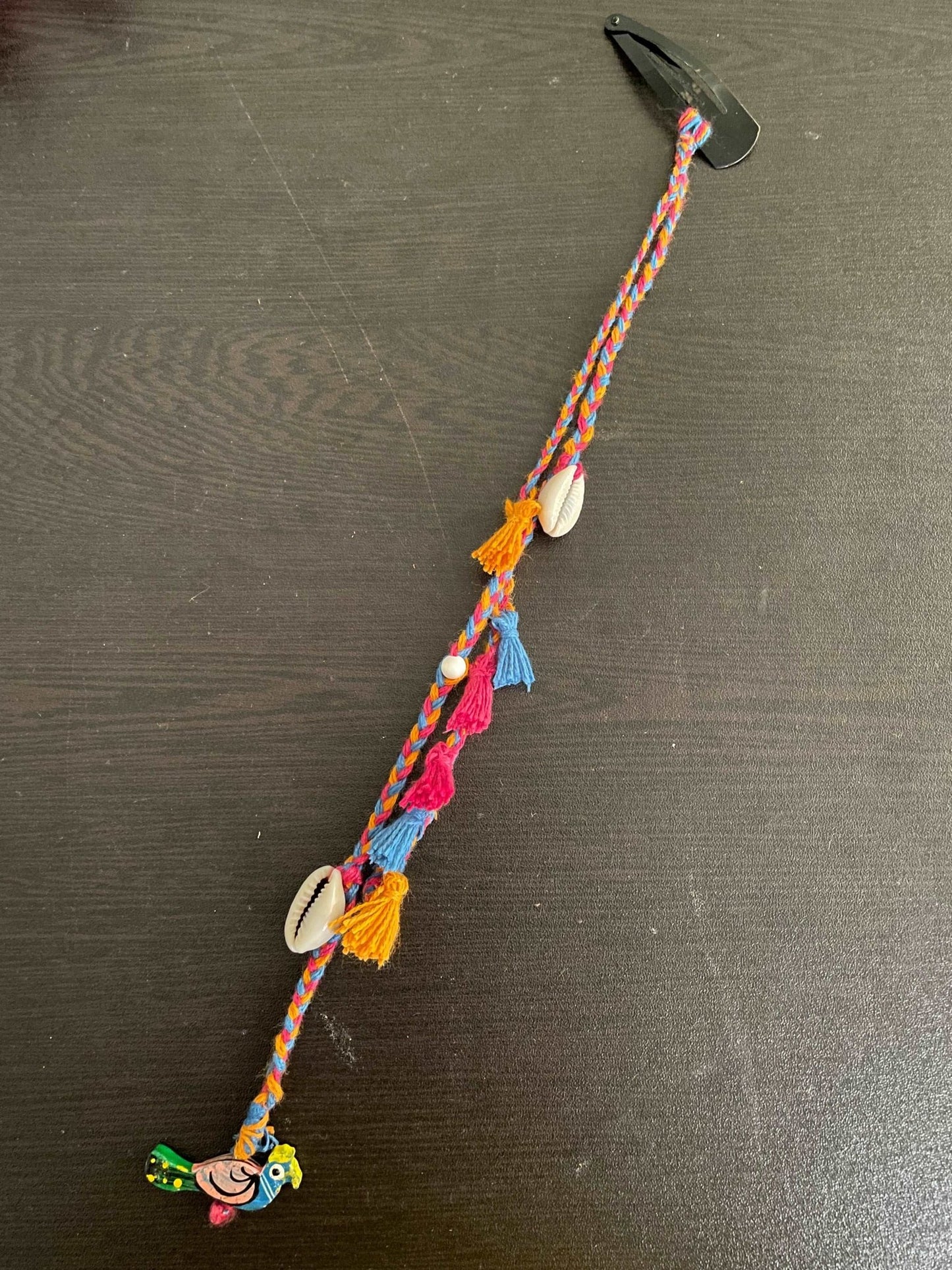 Boho peacock hairclip with mini tassels - Kalakari