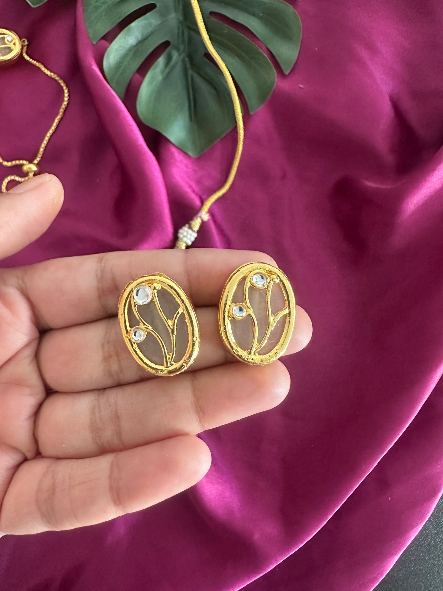 Chandra necklace set - Kalakari