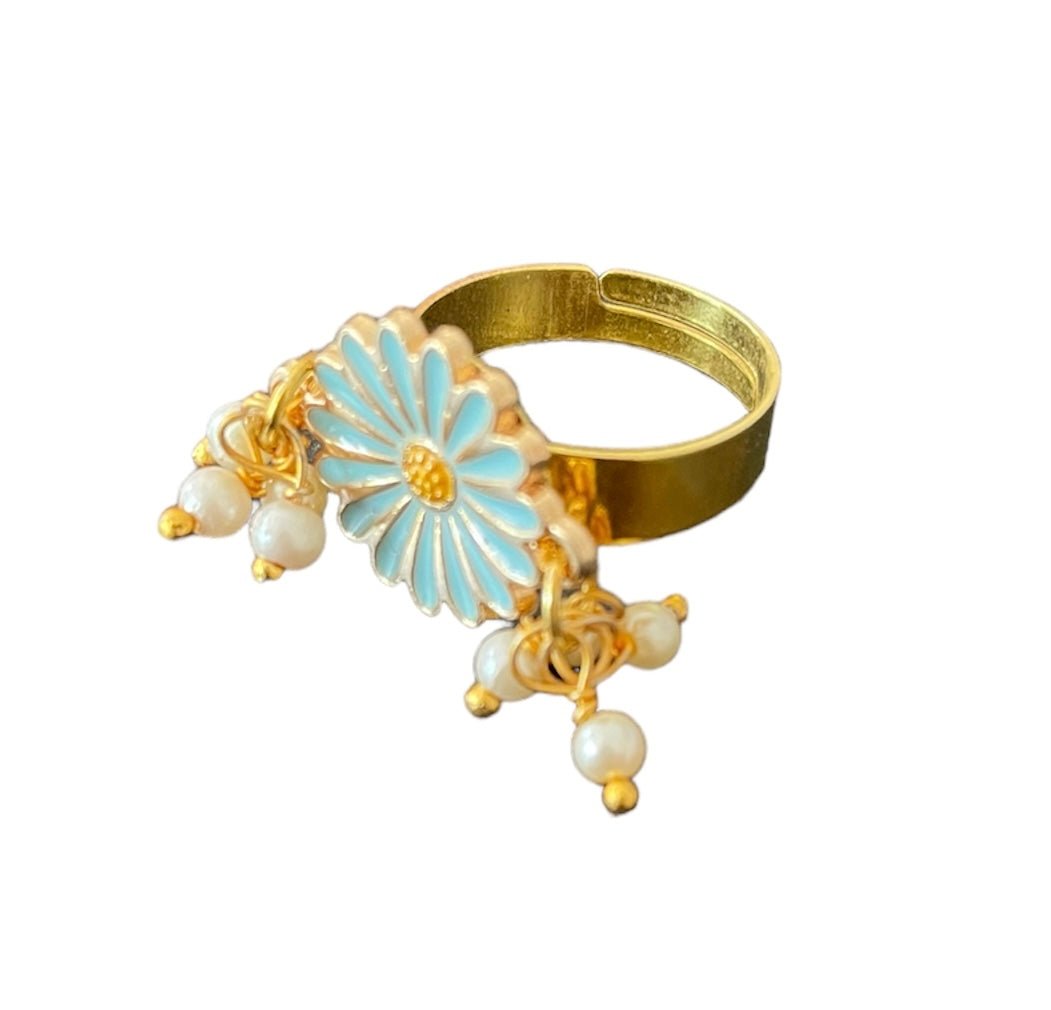 Dainty floral ring - Kalakari