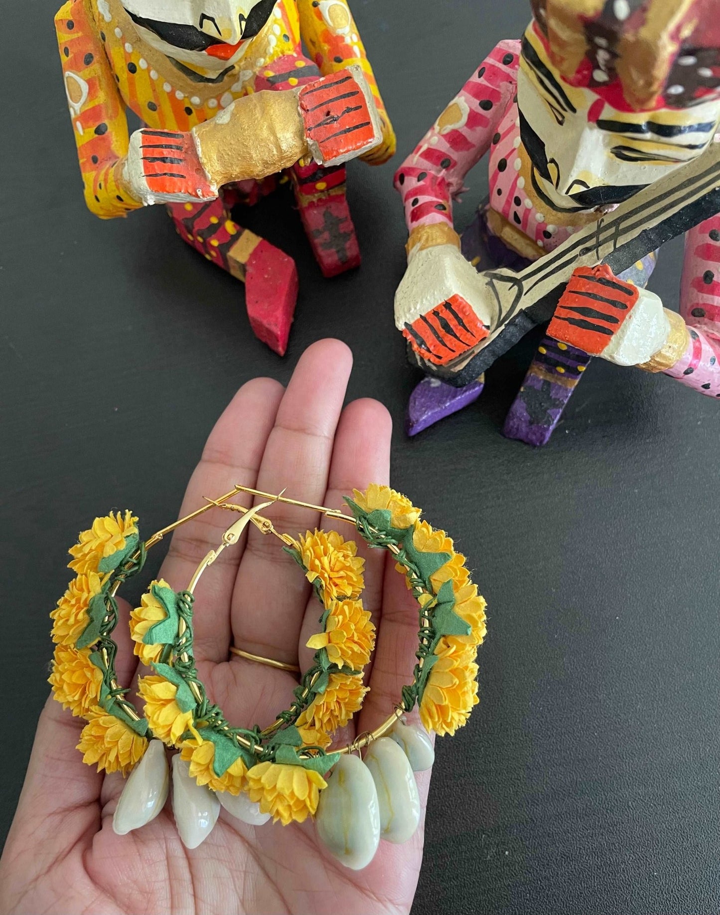 Floral hoops - Kalakari