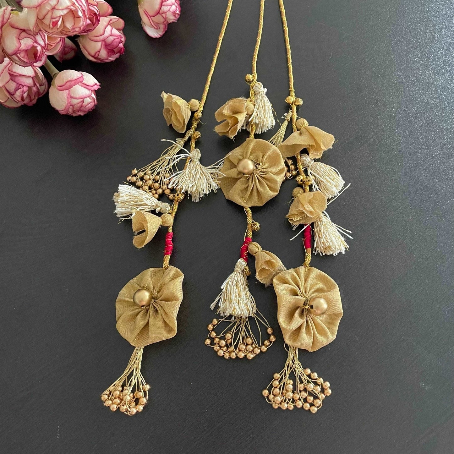Golden floral parandi - Kalakari