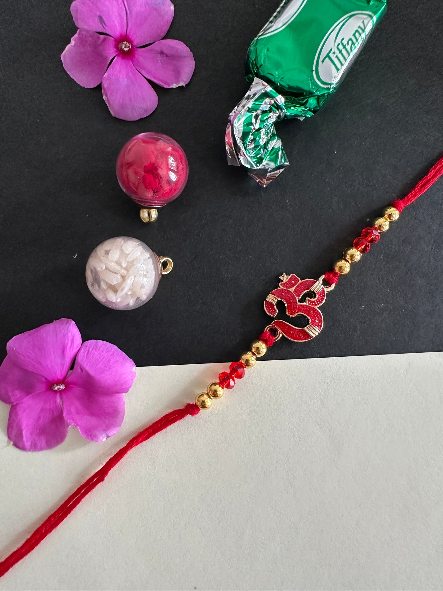 Om rakhi