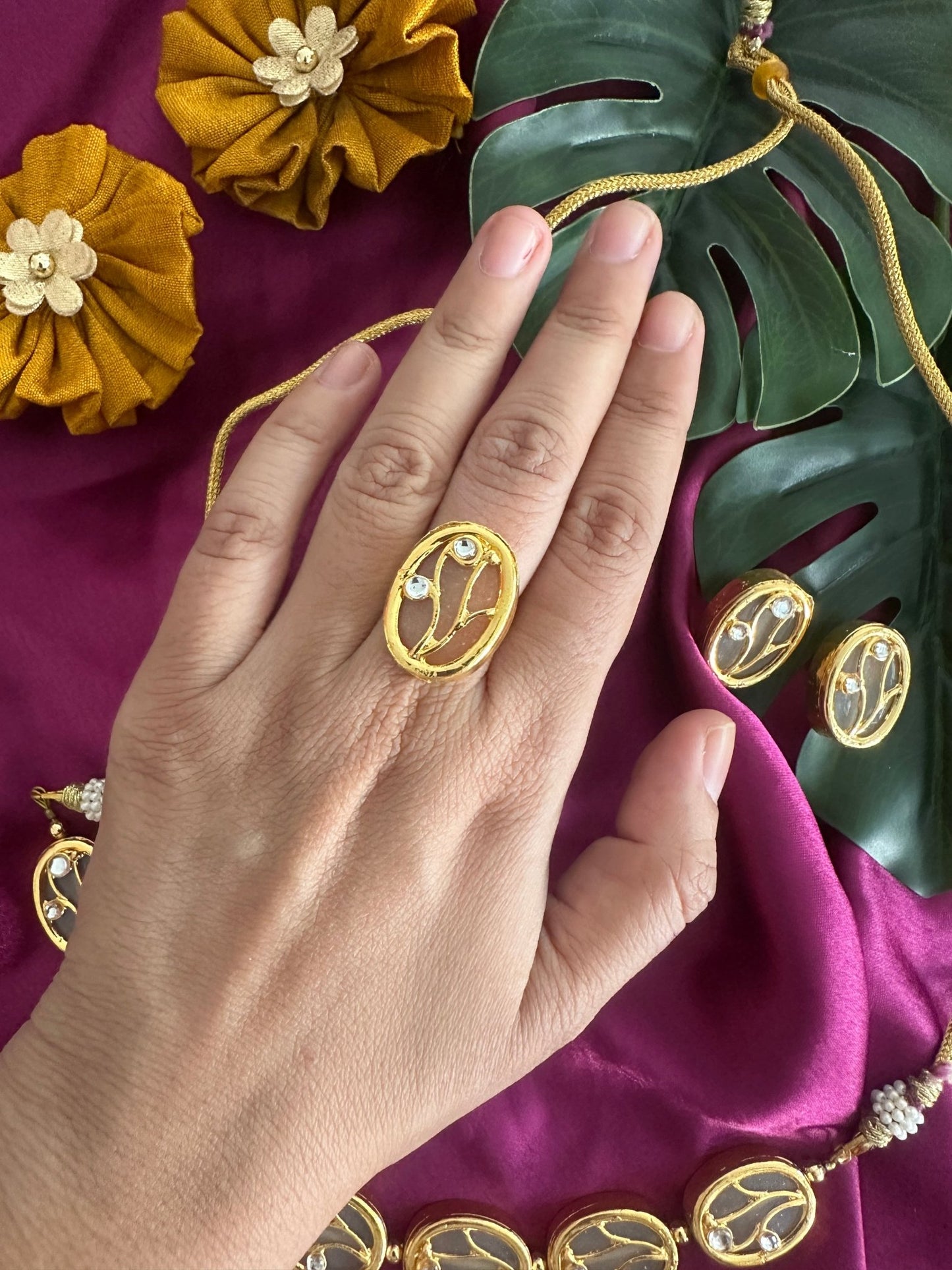 Mehendi special necklace set and parandi combo - Kalakari