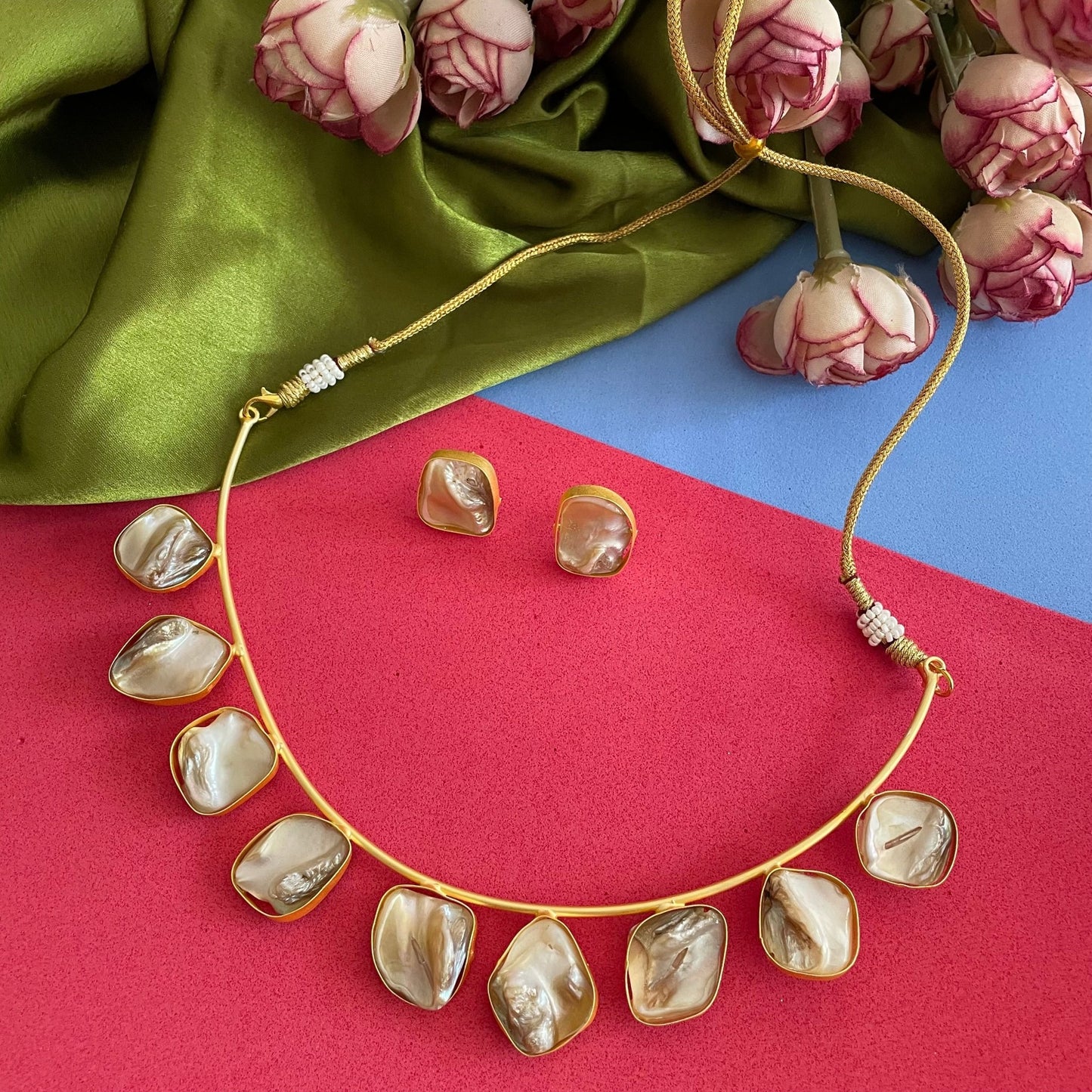 Mother of pearl Hasli - Kalakari