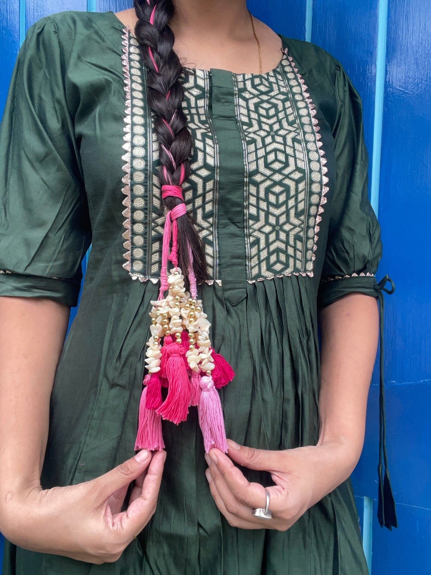 Mother of pearls parandi - Kalakari