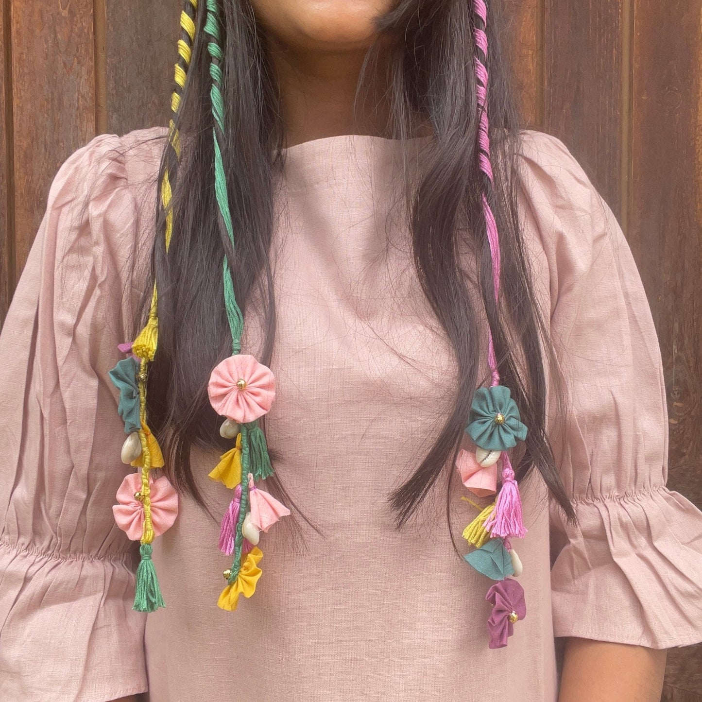 Multicolored floral parandi - Kalakari