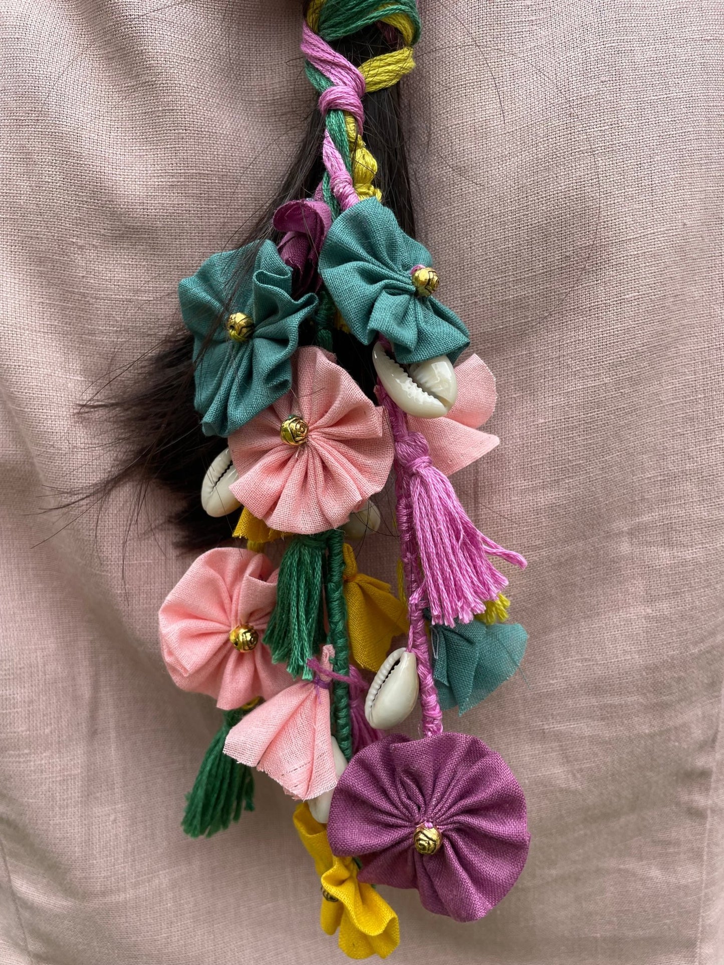 Multicolored floral parandi - Kalakari