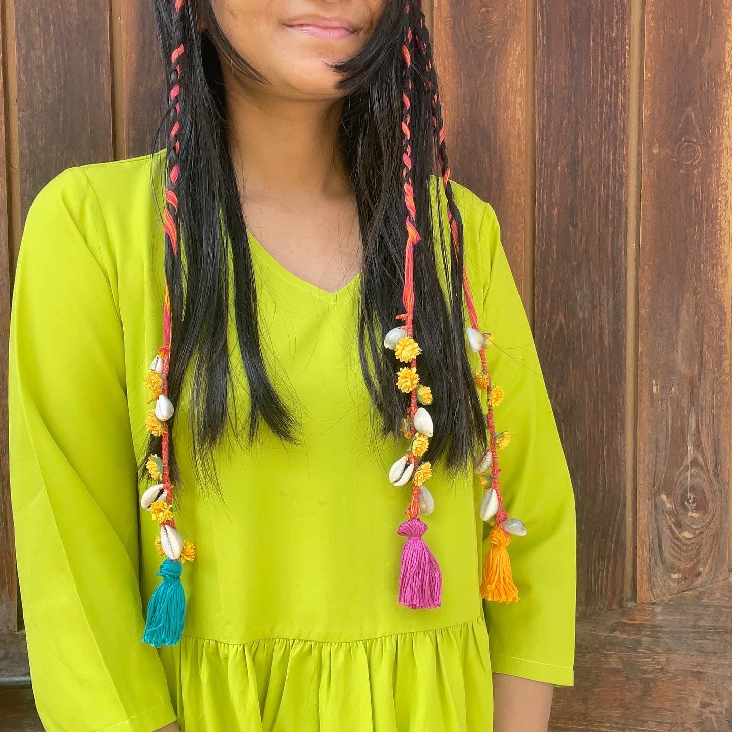 Phool hair paranda - Kalakari