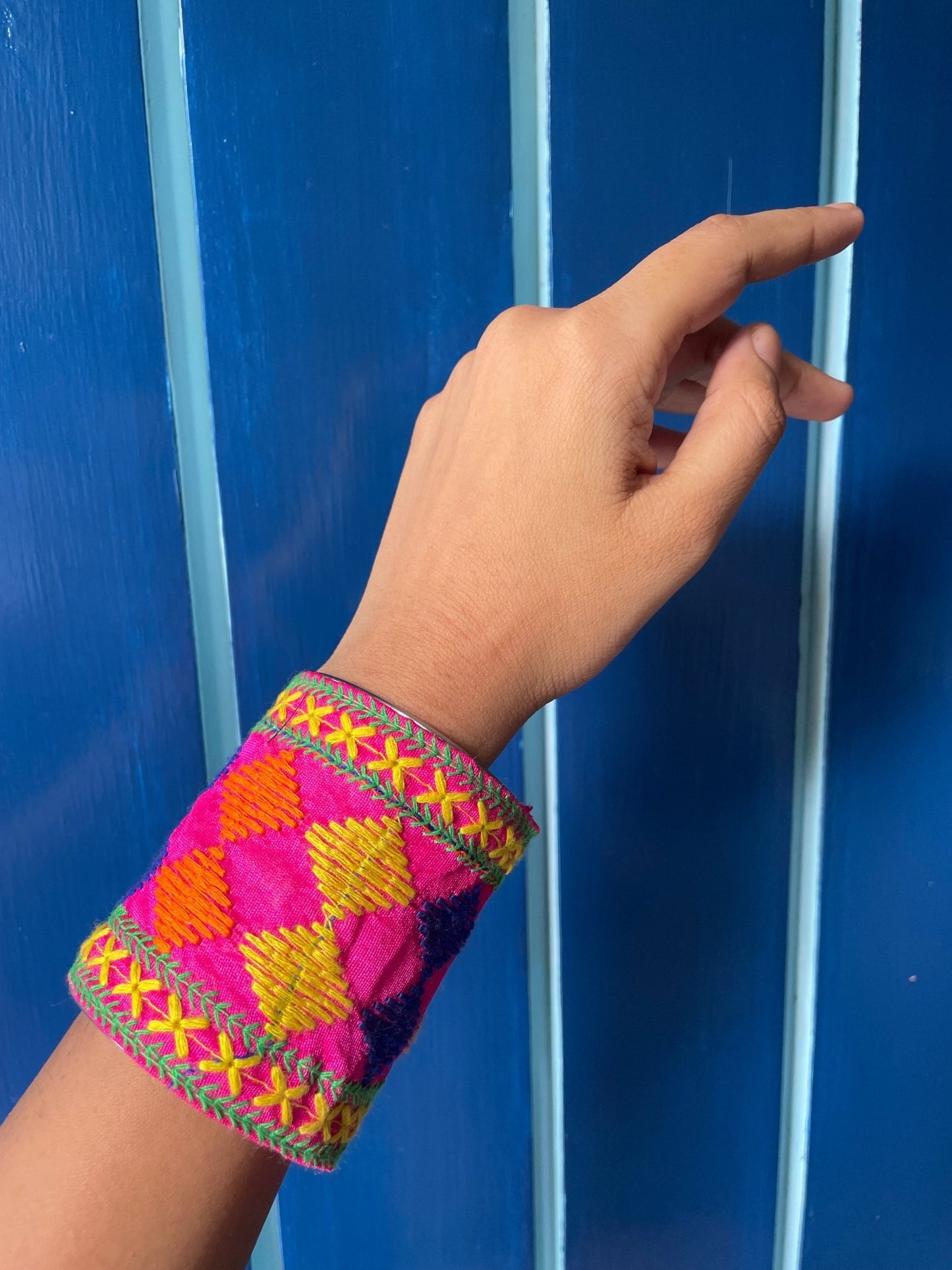 Pink kantha work kada - Kalakari