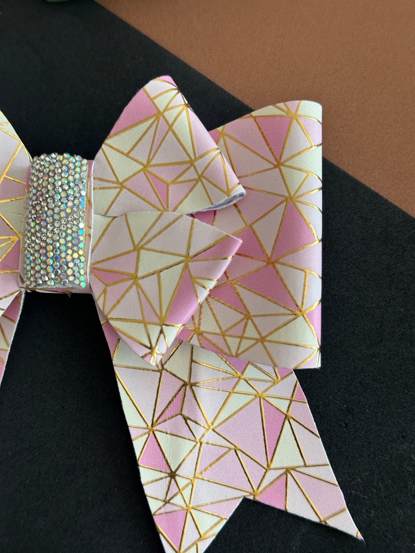 Pretty pink hairbow - Kalakari