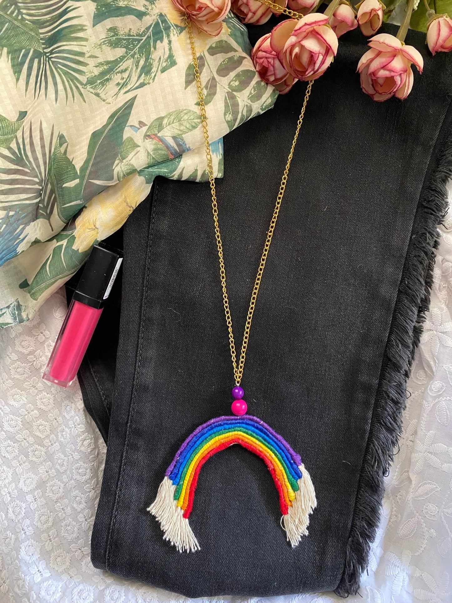 Rainbow pendant chain - Kalakari