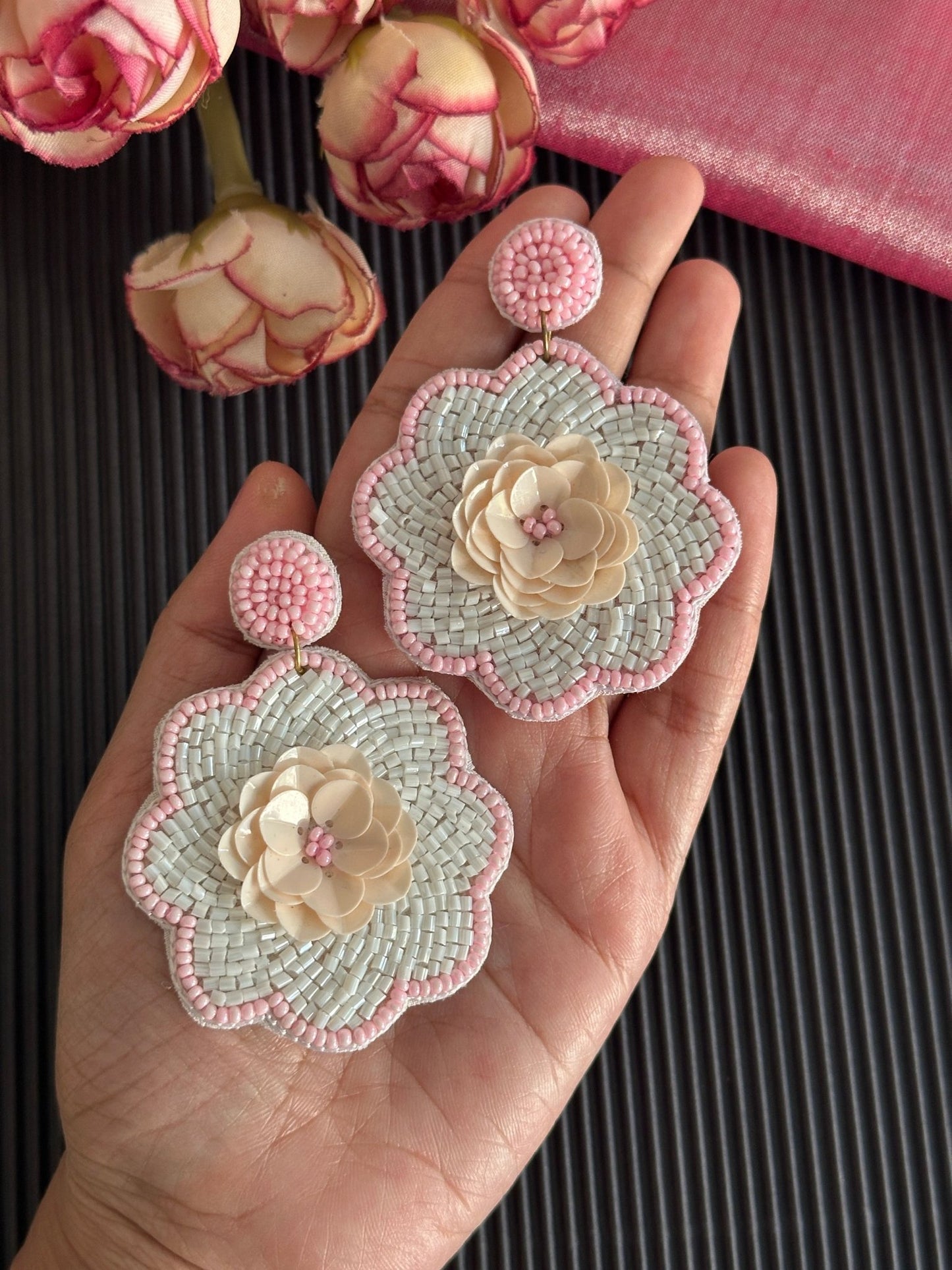 Rosette earrings - Kalakari