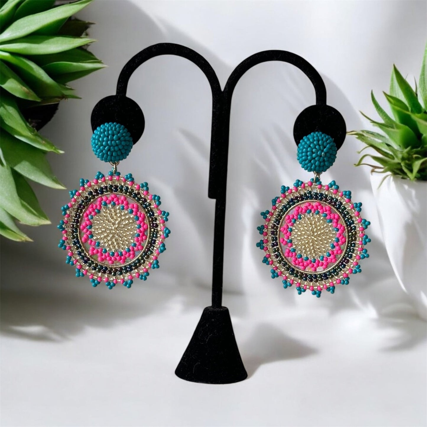 Round beaded earrings - Kalakari