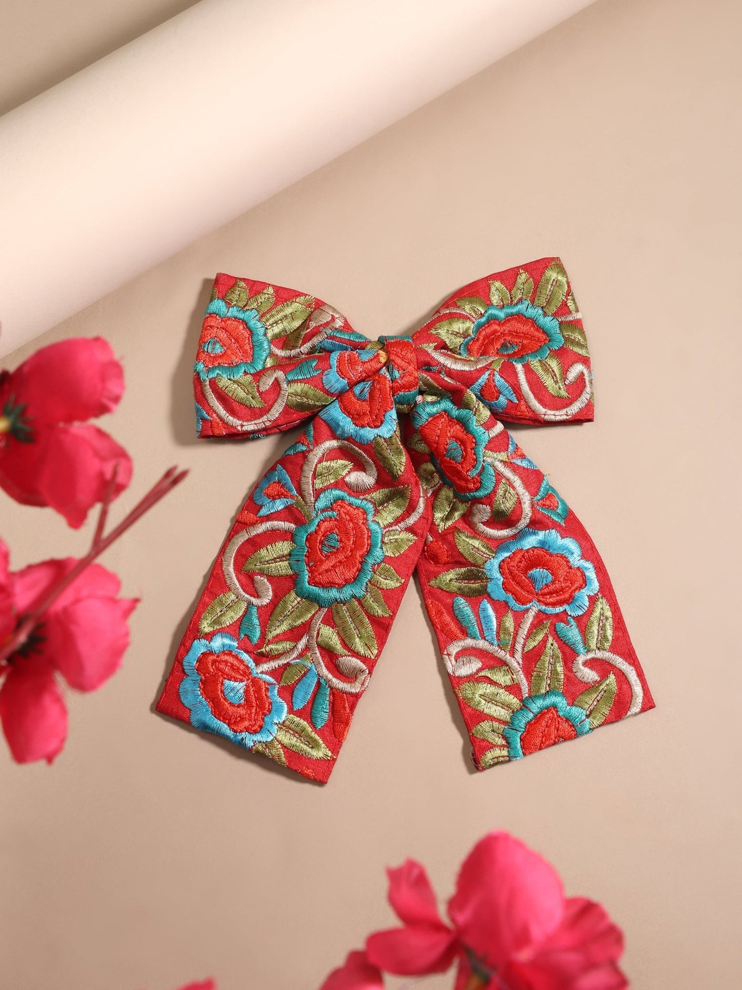 Rustic red hairbow - Kalakari