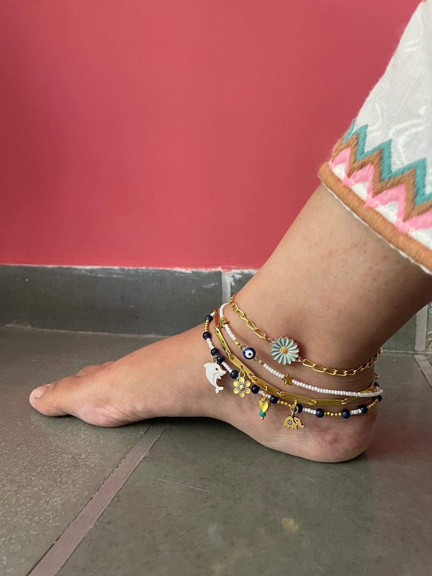 Set of 4 dainty anklets - Kalakari