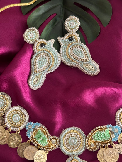 Mehendi special necklace set and parandi combo