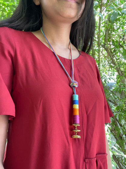 Cylindrical pendant necklace