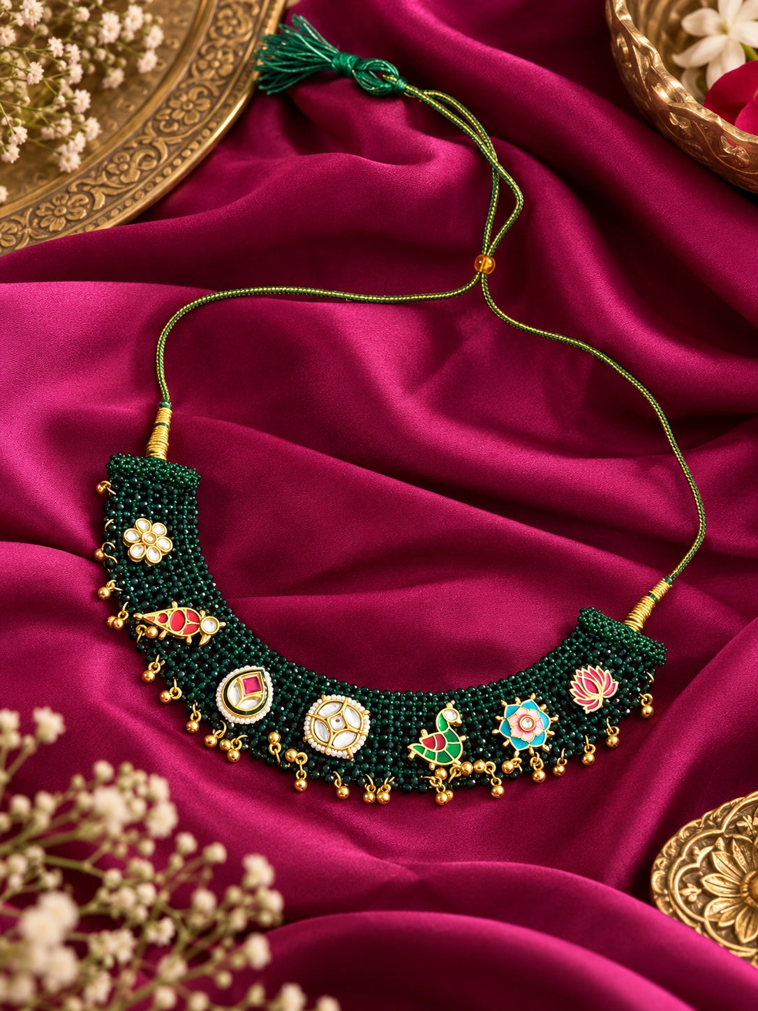 Green kundan choker
