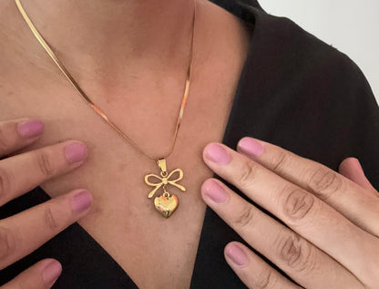 Anti tarnish Heart and bow necklace - Kalakari