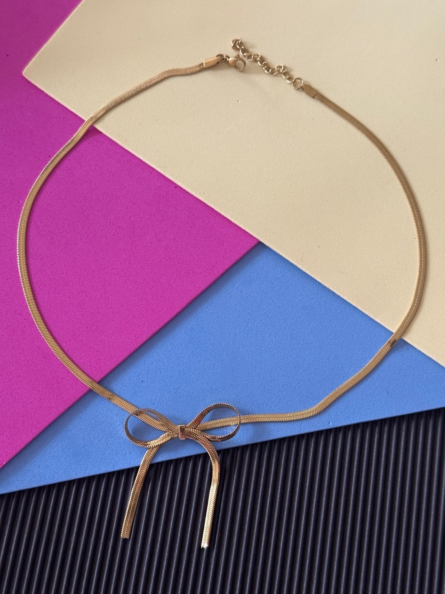 Anti tarnish snake chain bow necklace - Kalakari