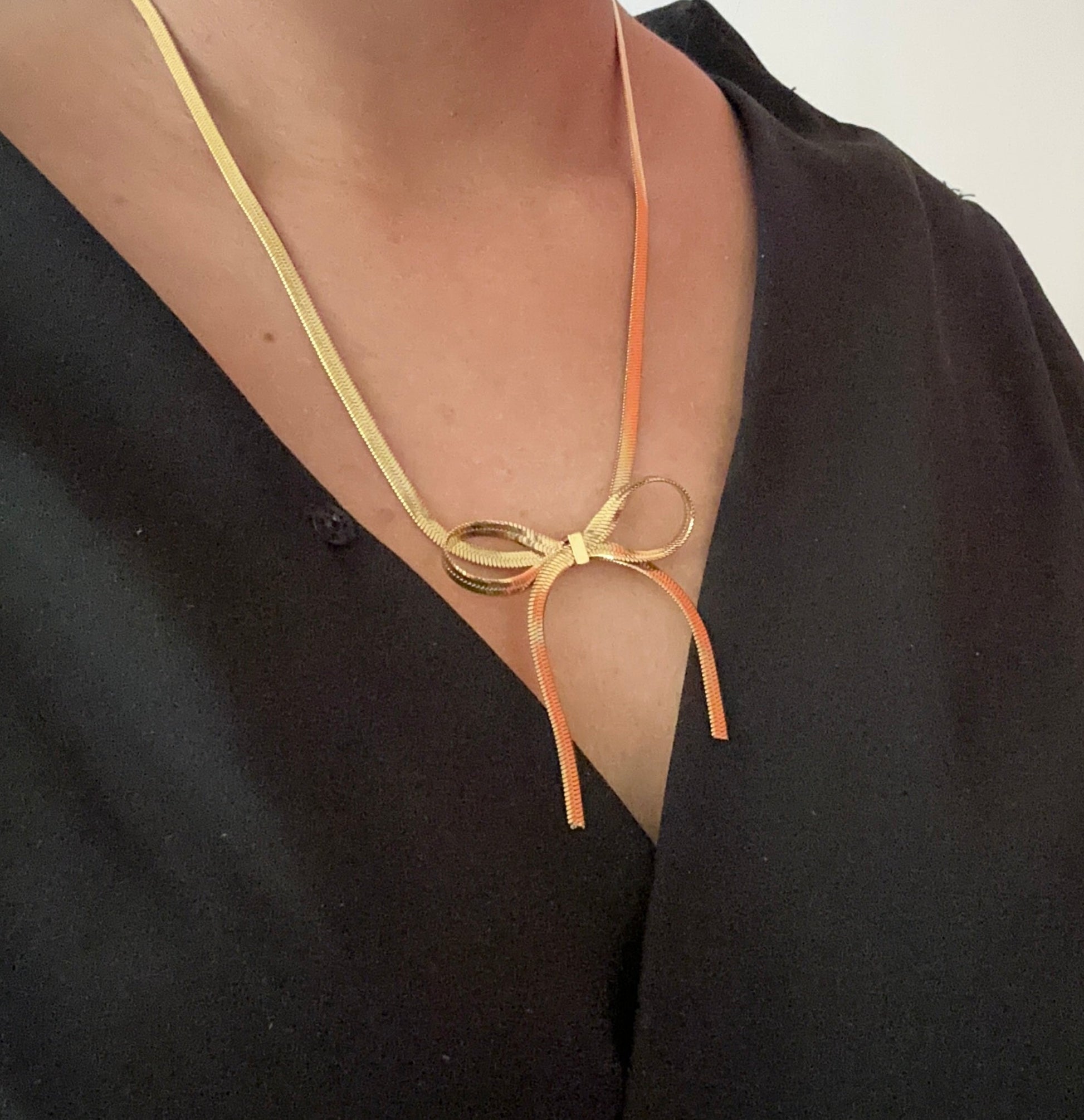 Anti tarnish snake chain bow necklace - Kalakari