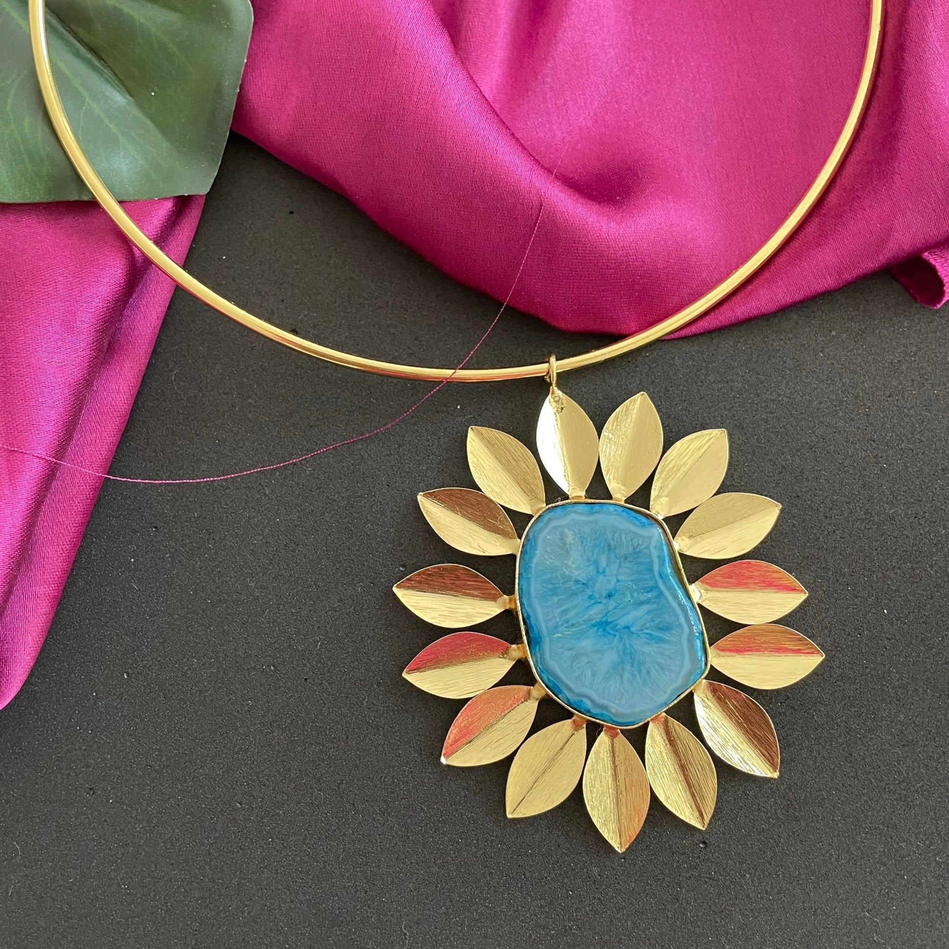 Blue agate stone floral hasli - Kalakari