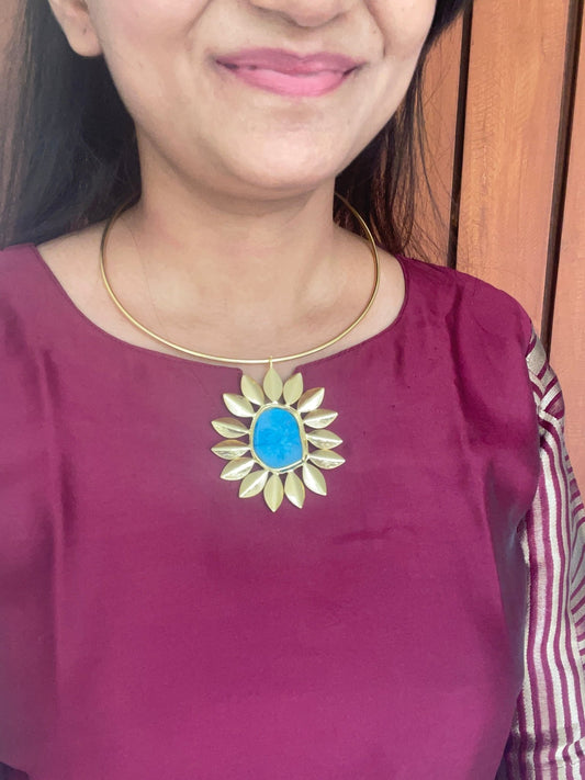 Blue agate stone floral hasli - Kalakari