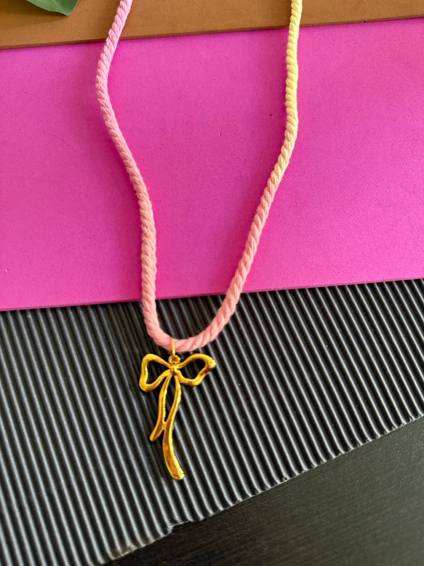 Boho bow necklace - Kalakari