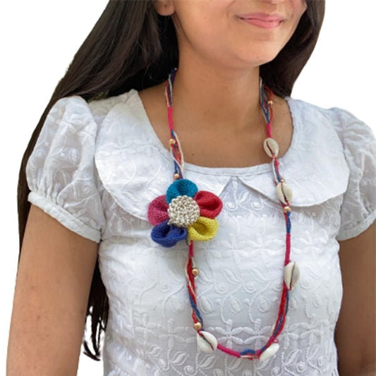 Boho floral necklace - Kalakari