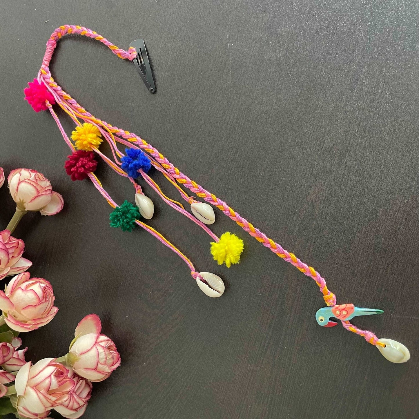 Boho parrot hair accessory - Kalakari