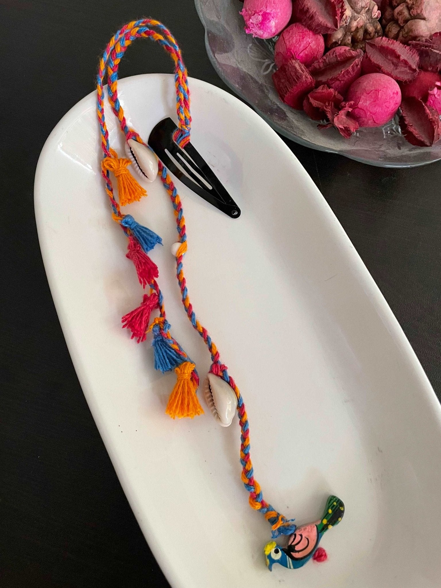 Boho peacock hairclip with mini tassels - Kalakari