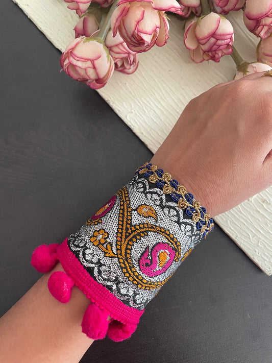 Chanderi adjustable kada - Kalakari