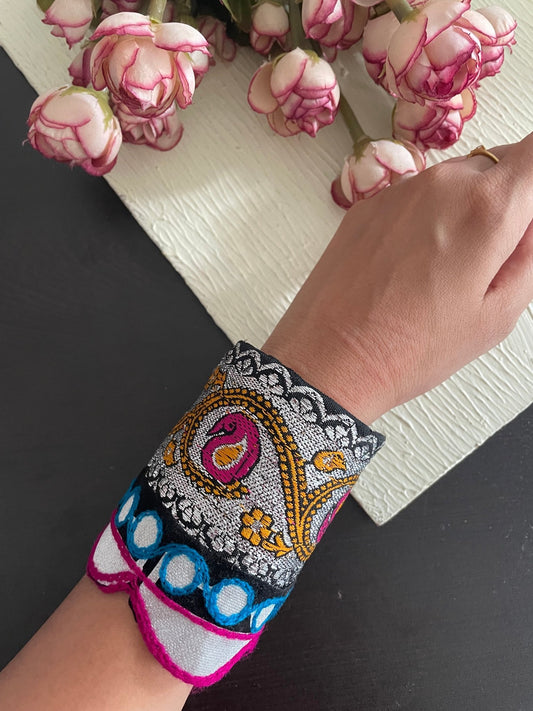 Chandni bracelet - Kalakari