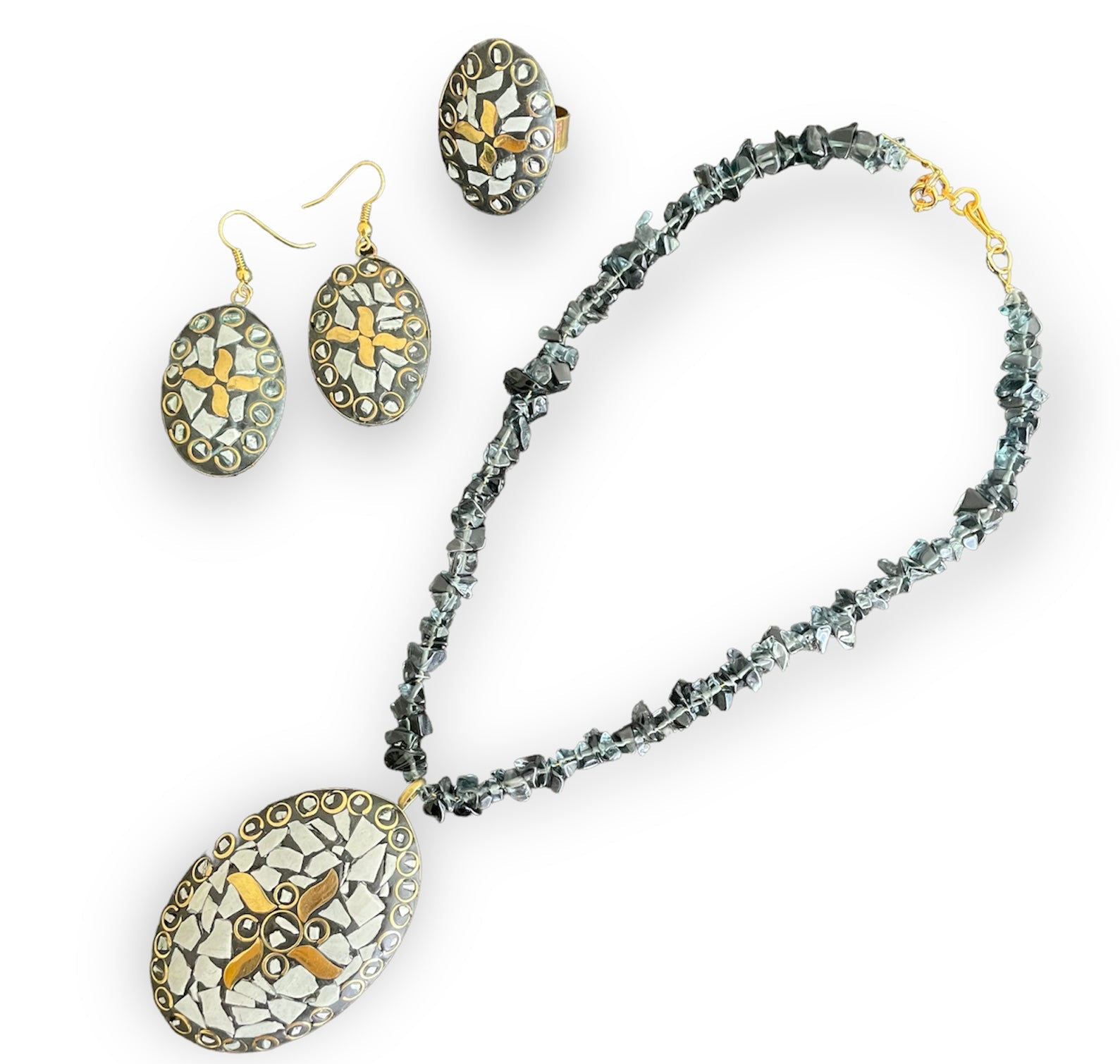 Chipstone necklace set - Kalakari