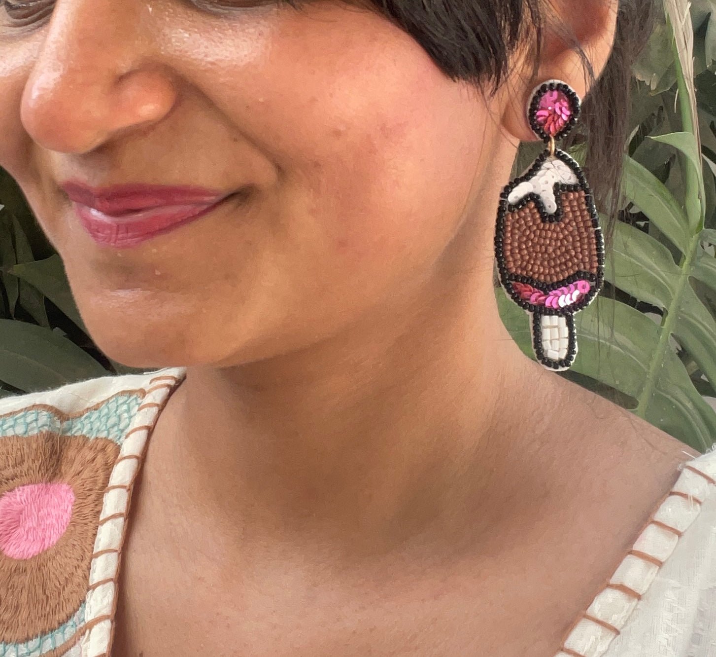 Chocobar earrings - Kalakari