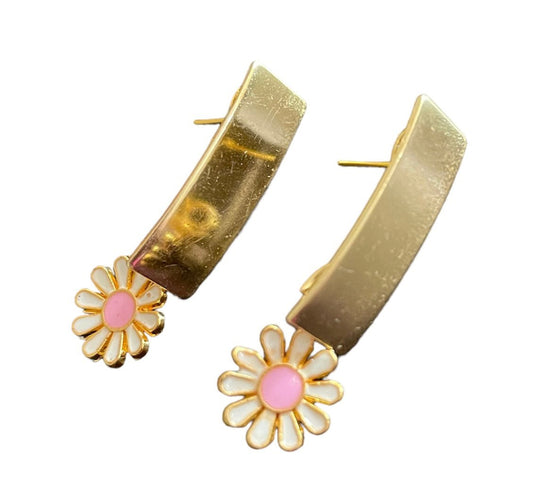 Dainty daisy studs - Kalakari