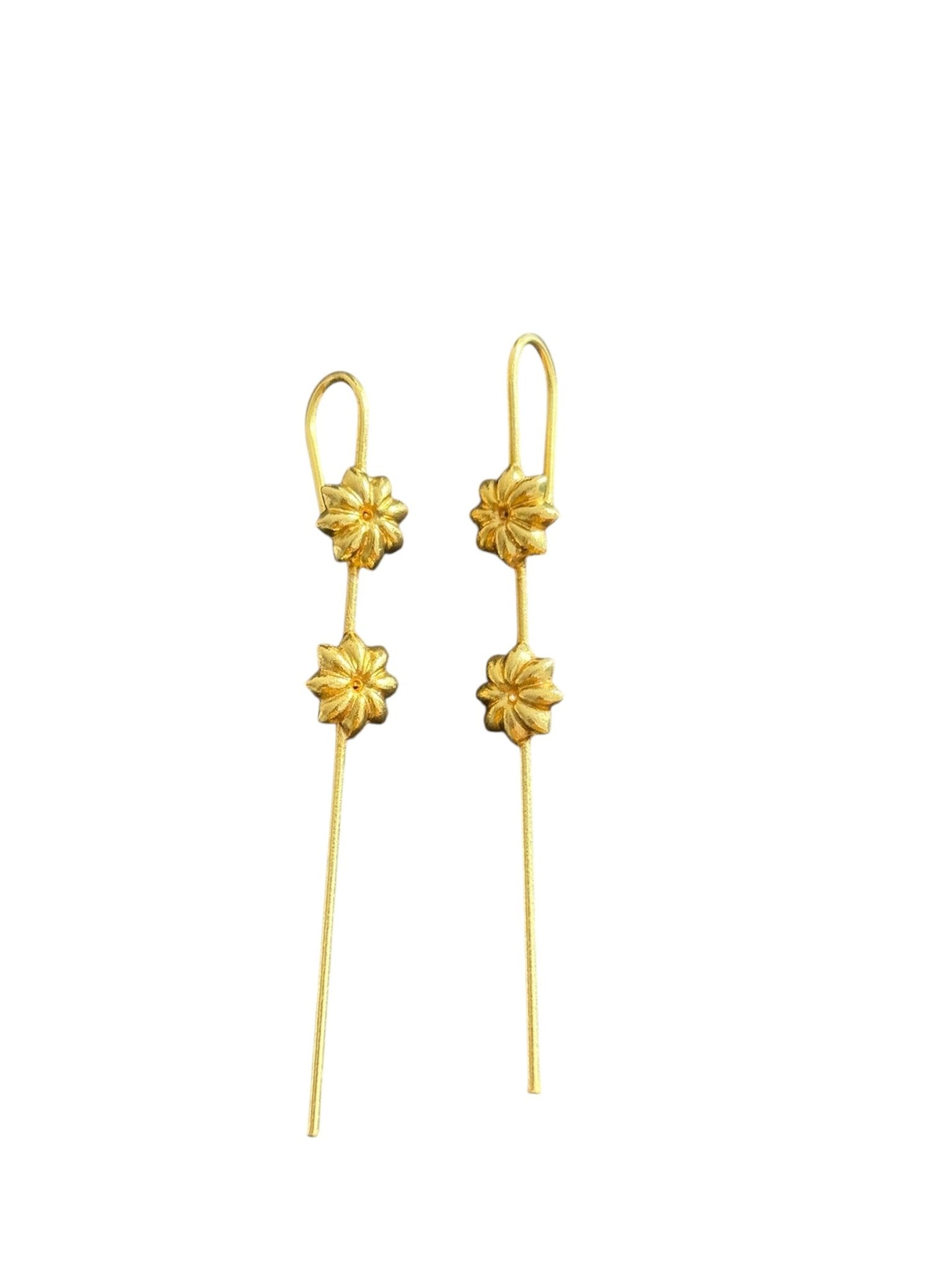 Floral earcuffs - Kalakari