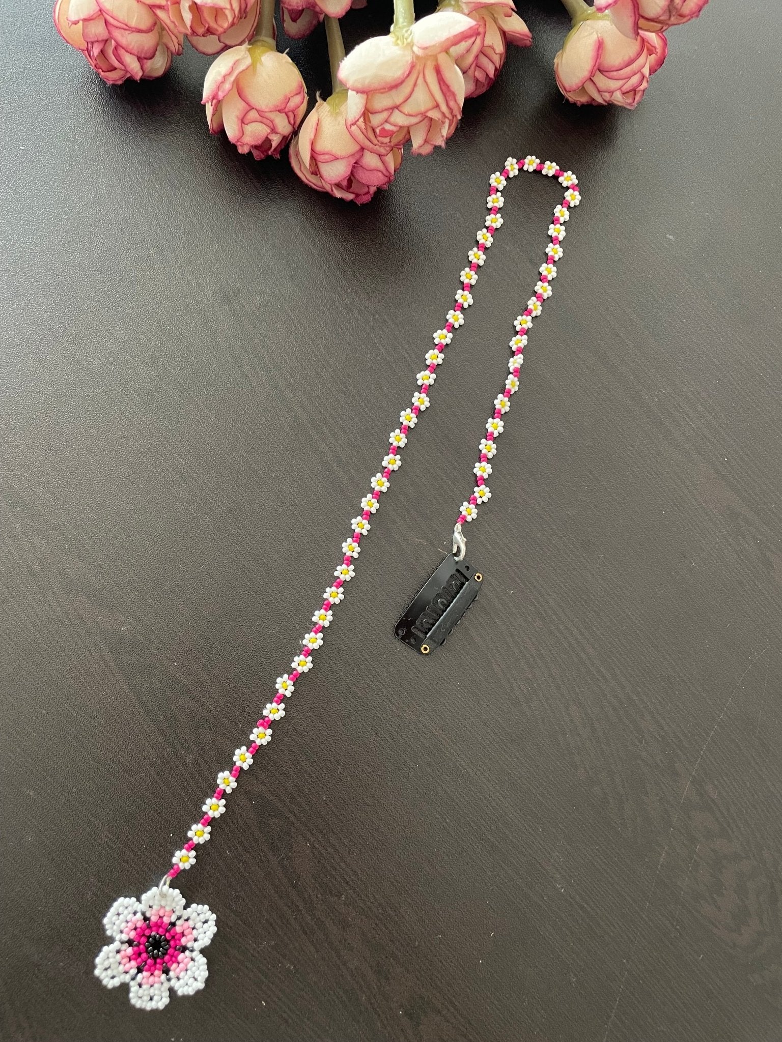 Floral hair accessory cum necklace - Kalakari