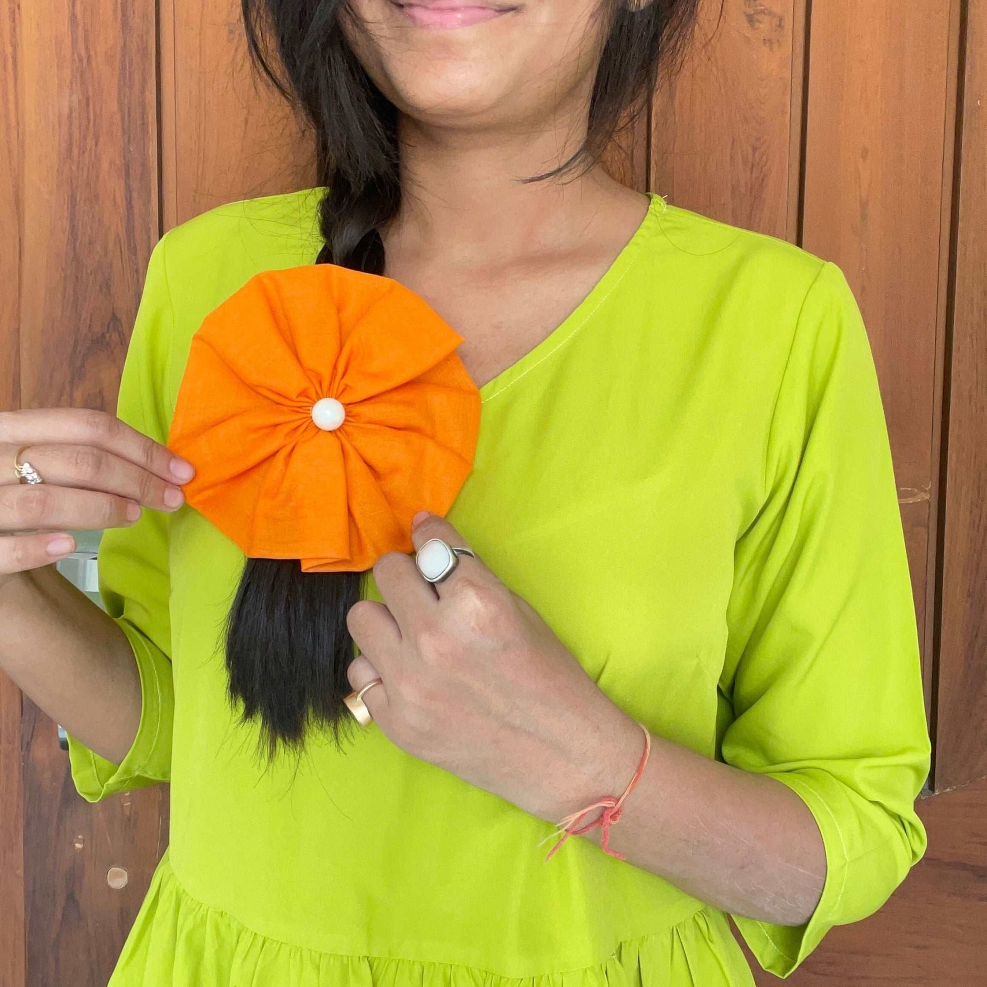 Floral hairbow - Kalakari