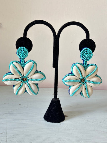 Floral kodi earrings - Kalakari