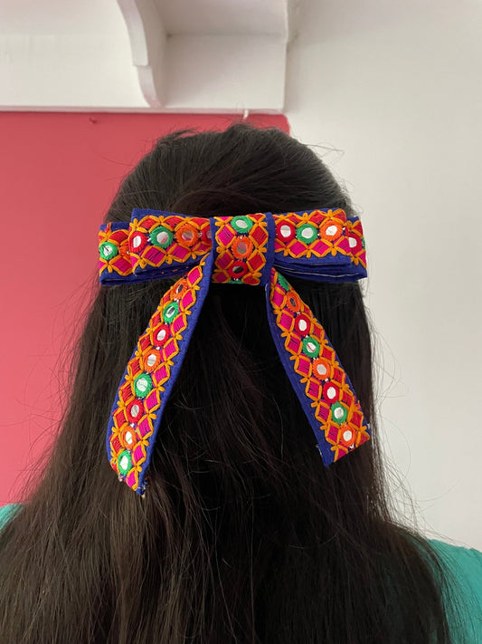 Gamthi bow - Kalakari