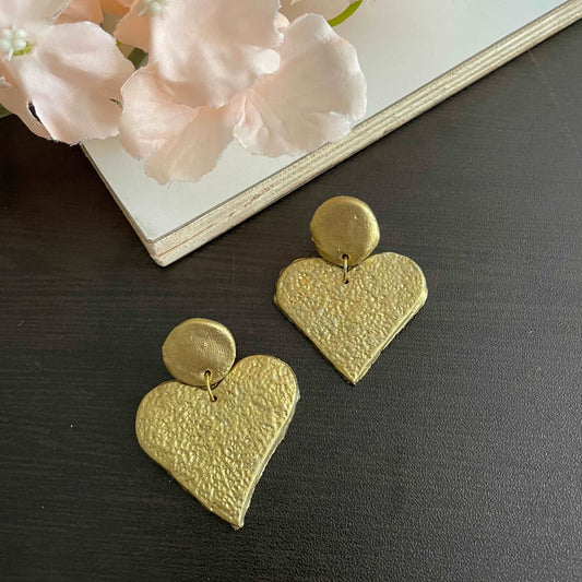 Golden heart earrings - Kalakari