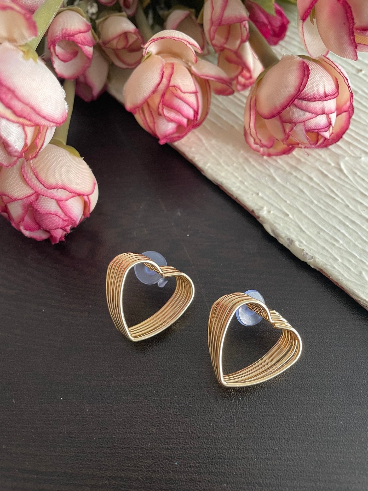 Heart studs - Kalakari
