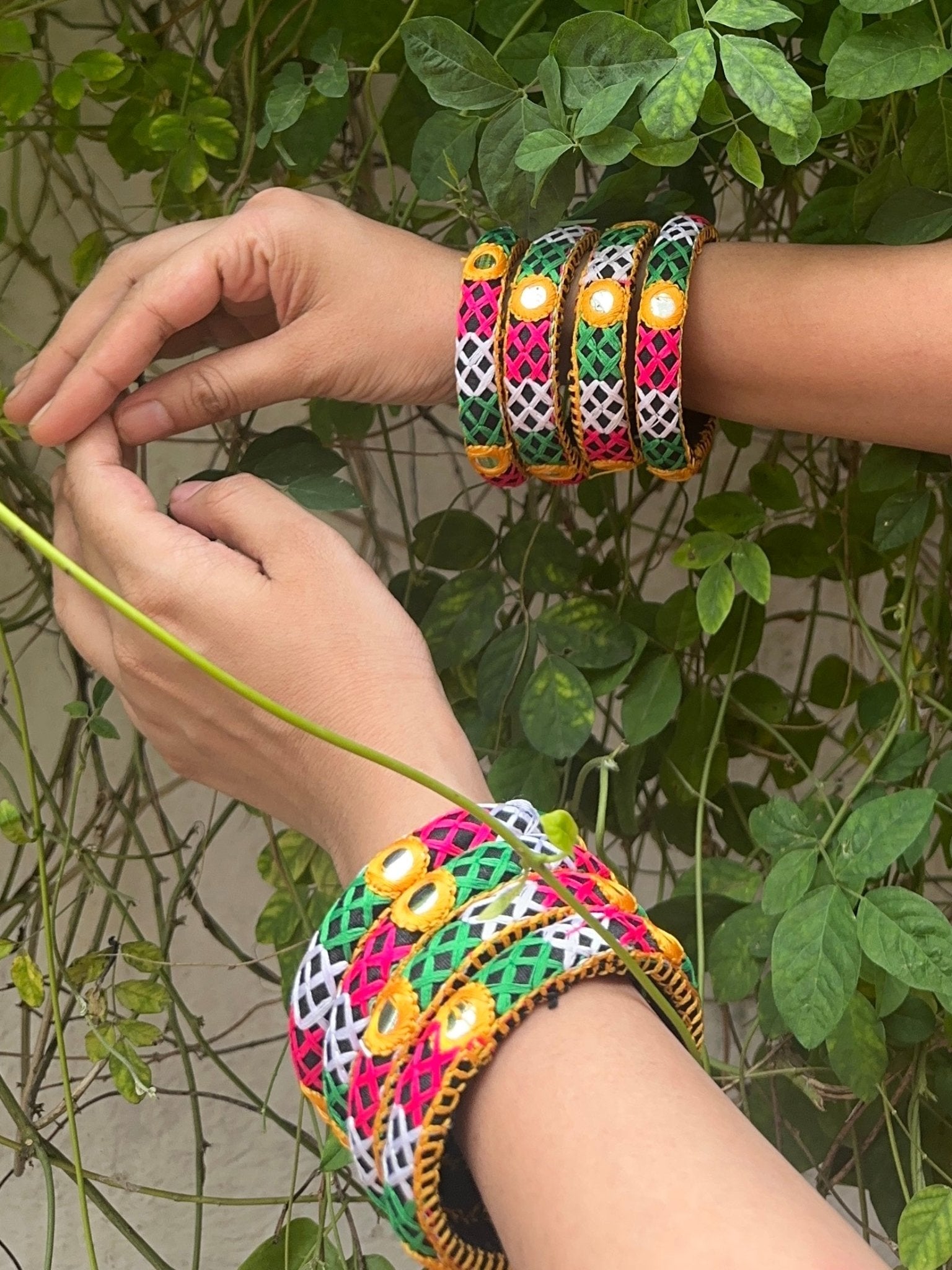 Kutchi bangles - Kalakari