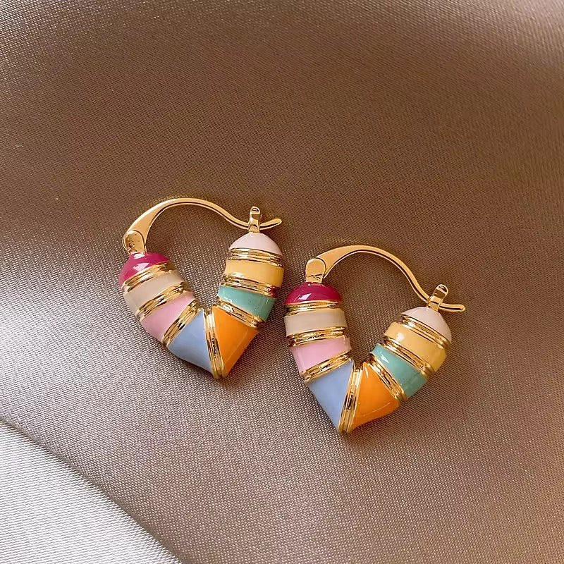 Lil love Hoops – Dainty Heart - Shaped Hoop Earrings for Women - Kalakari