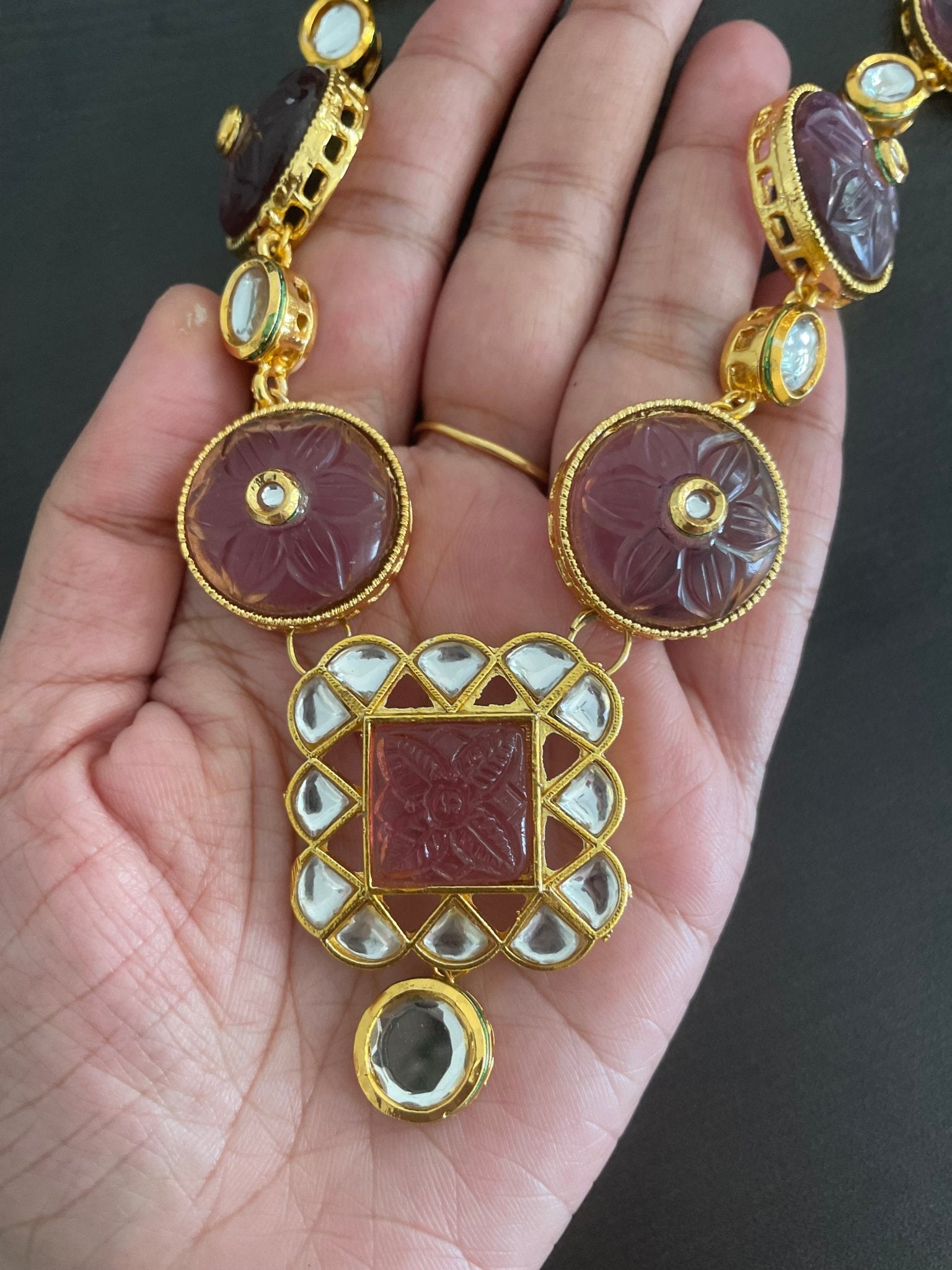Mauve magic kundan necklace - Kalakari