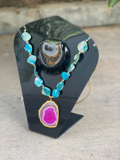 MOP and agate stone statement necklace - Kalakari