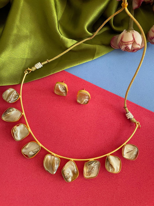 Mother of pearl Hasli - Kalakari